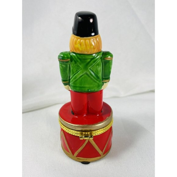Christmas Porcelain Limoge Box Toy Soldier Red Drum Hinged Trinket Box 4 1/2" - Picture 8 of 11